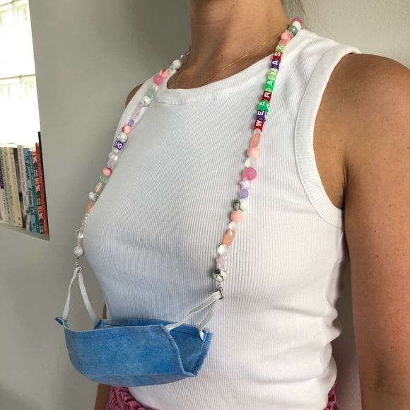 Custom mask necklace - Picture 4 of 10